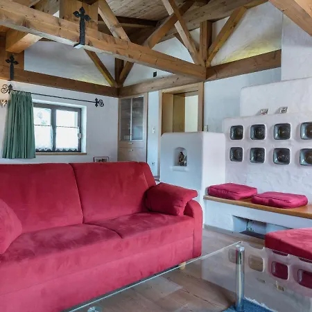 Apartment Spacious Near Area In *