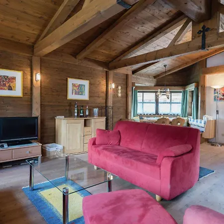 Spacious Near Area In Niedernsill