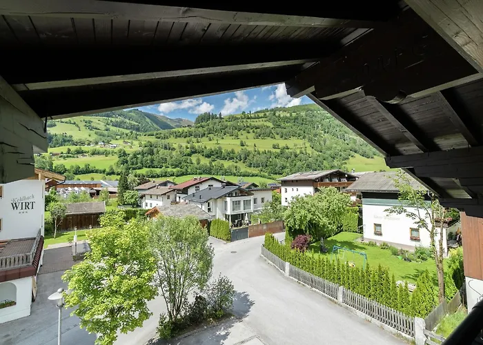 In Near Zell Am Lift Apartment